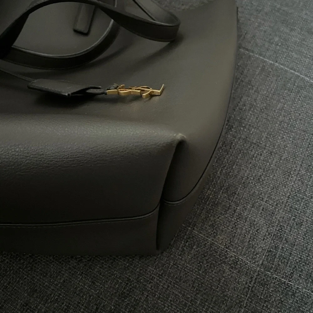 YSL Yves Saint Laurent grey tote with pouch - Picture 5 of 16